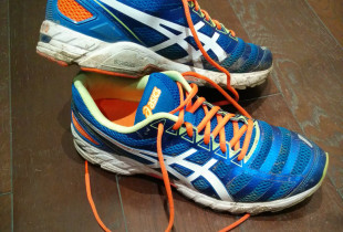 chaussures asics